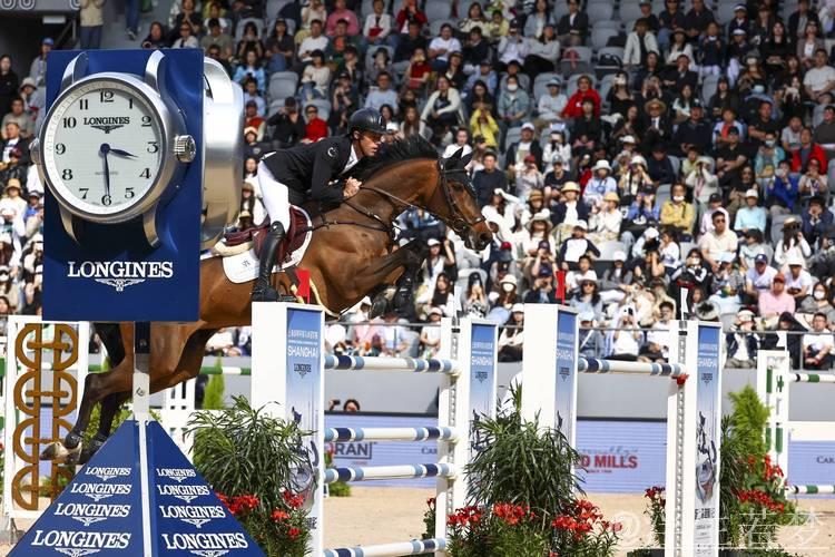 斯科特·布拉什荣膺浪琴大奖赛冠军 斯科特·布拉什荣膺浪琴大奖赛冠军