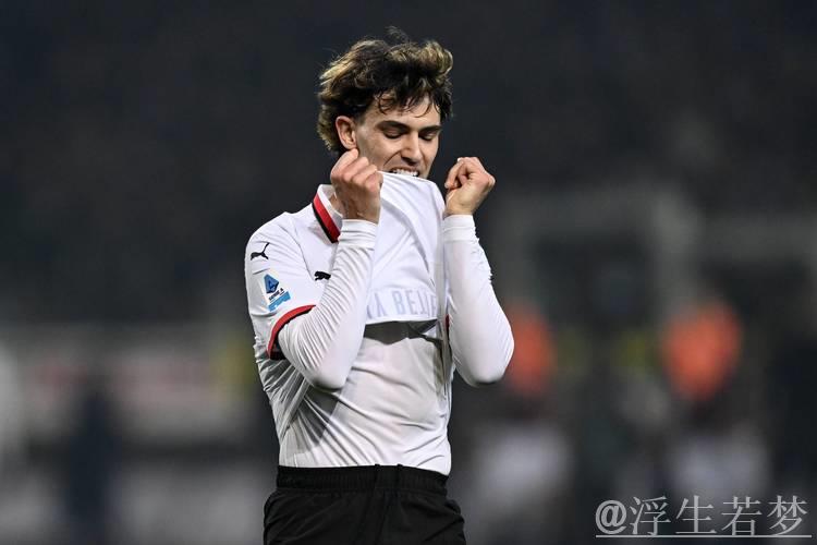 曾值1.2亿的金童菲利克斯，两年辗转四队，25岁赛季18场0球，身价跌至2500万